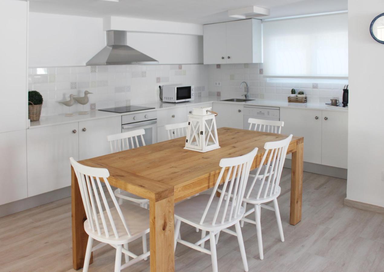Villa La Costa - 3 Apartamentos Turisticos 罗萨斯 外观 照片