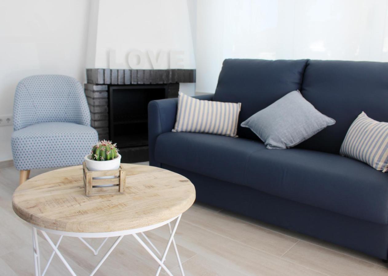Villa La Costa - 3 Apartamentos Turisticos 罗萨斯 外观 照片